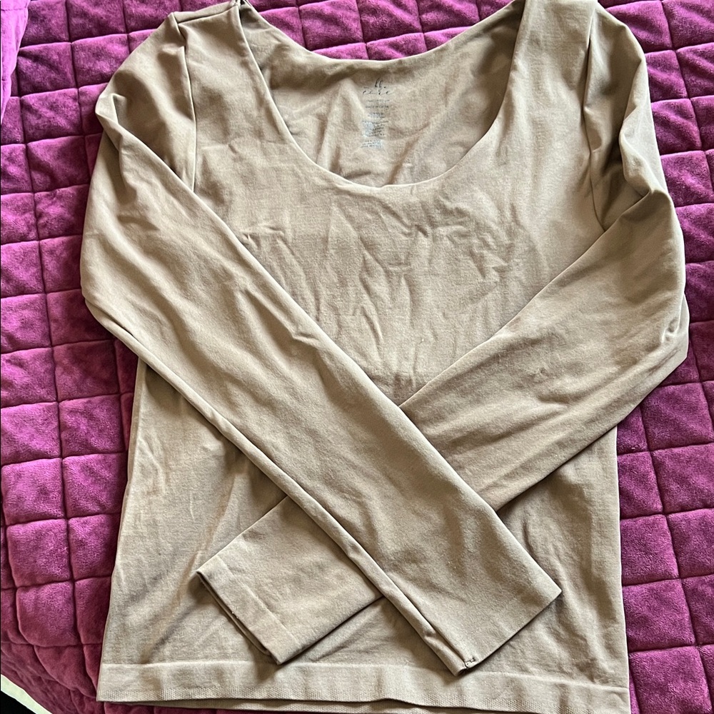 BKE bare Beige Long Sleeve Top